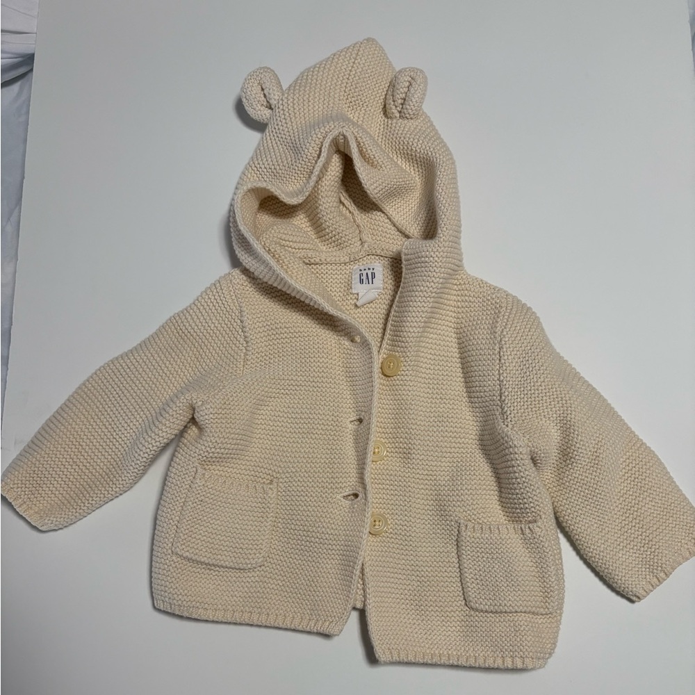 Gap baby knit cream bear sweater 3-6m